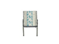 Capacitor 100NF 250V Polyester Boxed Uncoated 7mm Siemens. [0,1UF 250VPBU7-SIE]
