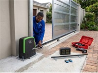 Centurion D5 EVO Smart Gate Motor Kit - Includes: 2X4 Button Remotes - 1X12V7AH Battery - Base Plate & 2X2M Nylon Racks, Excludes Anti-Theft Bracket [CEN D5EVOSMB00 KIT-NYL]