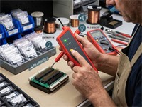 Lamp Tester Test Voltage Around 3000V, Test Frequency : 68kHz~72kHz, Continuity Test : 0~1KΩ, Flashlight, LED Alarm, Buzzer Alarm, Low Batt Indication, Auto PWR OFF [UNI-T UT651A]