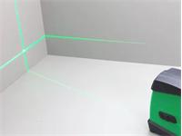 Vertical and Horizontal Cross Line Green Laser with 532NM and visible dot at cross for Perfect and Easy Levelling and Layout under any Light Conditions and PL-2LG | Laser Level [PRECASTER PL-2LG]