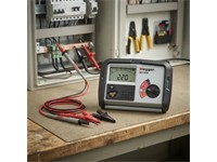 Insulation and Continuity Testers 250V/500V/1000V, CAT III - 600 VAC/DC - 10 kΩ - 999 MΩ c/w Test Leads [MEGGER MIT310]