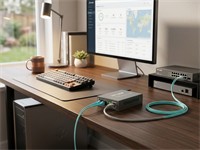 Gigabit Single-Mode Media Converter RJ45 to Single-Mode SC Fiber 1000BASE-LX/LH Fiber to 1000BASE-T Copper Media or Vise Versa Supports Auto MDI/MDIX for TX Port [TP-LINK MC210CS]