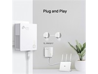 TP-LINK AV1000 Gigabit Powerline Starter Kit, Gigabit Ethernet Port, Pair/Reset Button, Max:2.7W, 300 Meters Over Electrical Circuit, Windows 2000/XP/2003/Vista, Windows 7/8/8.1, Mac/Linux [TP-LINK PA7017 KIT]