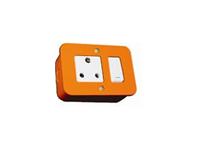 Switched Single Socket Outlet (3x6) - orange [VMC221AM]