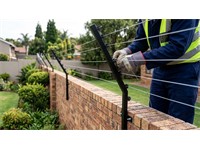 Square Tube Bracket - 20 x 20 x 1.6mm - 12 W Black Angled {ESQ-12BA} [EF ESQ-12BA]