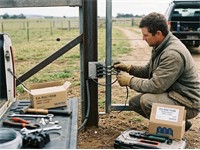 Sliding Gate Contact In-Line 3 Way, Heavy Duty Design For all Weather Types, Effective Short to Earth Detection Over Sliding Gates, 2 Live & 1 Earth Connectors with Lugs [EF EA-SGC193W]