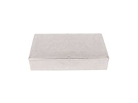 Diecast Alum Unpaint 188X120X37MM IP54 Countersunk Lid Into Machine Screws Into Drilled & Tapped Holes [1590DD]